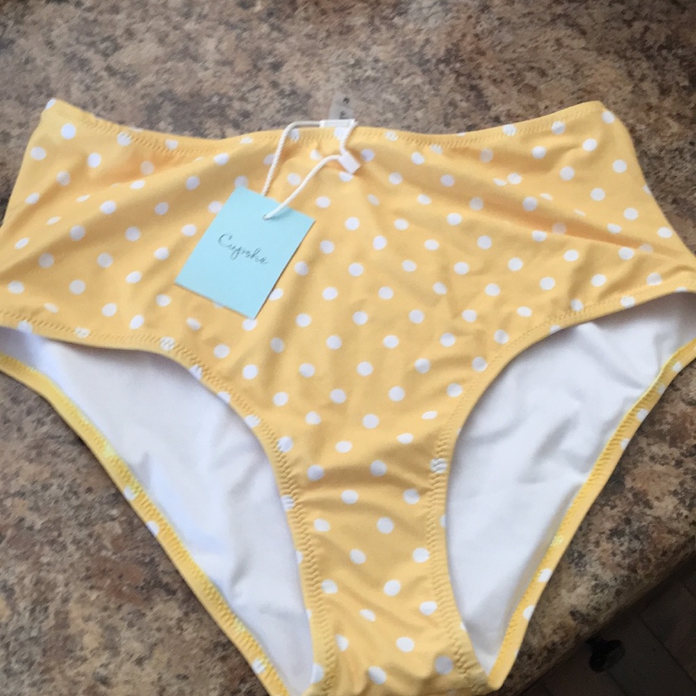 Cupshe high waist bottoms